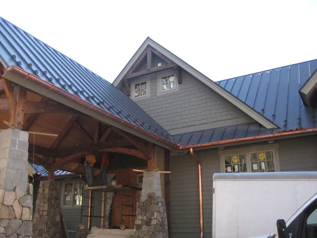 Craftsman Roofing team delivering quality roofing work in Buckhorn Corner